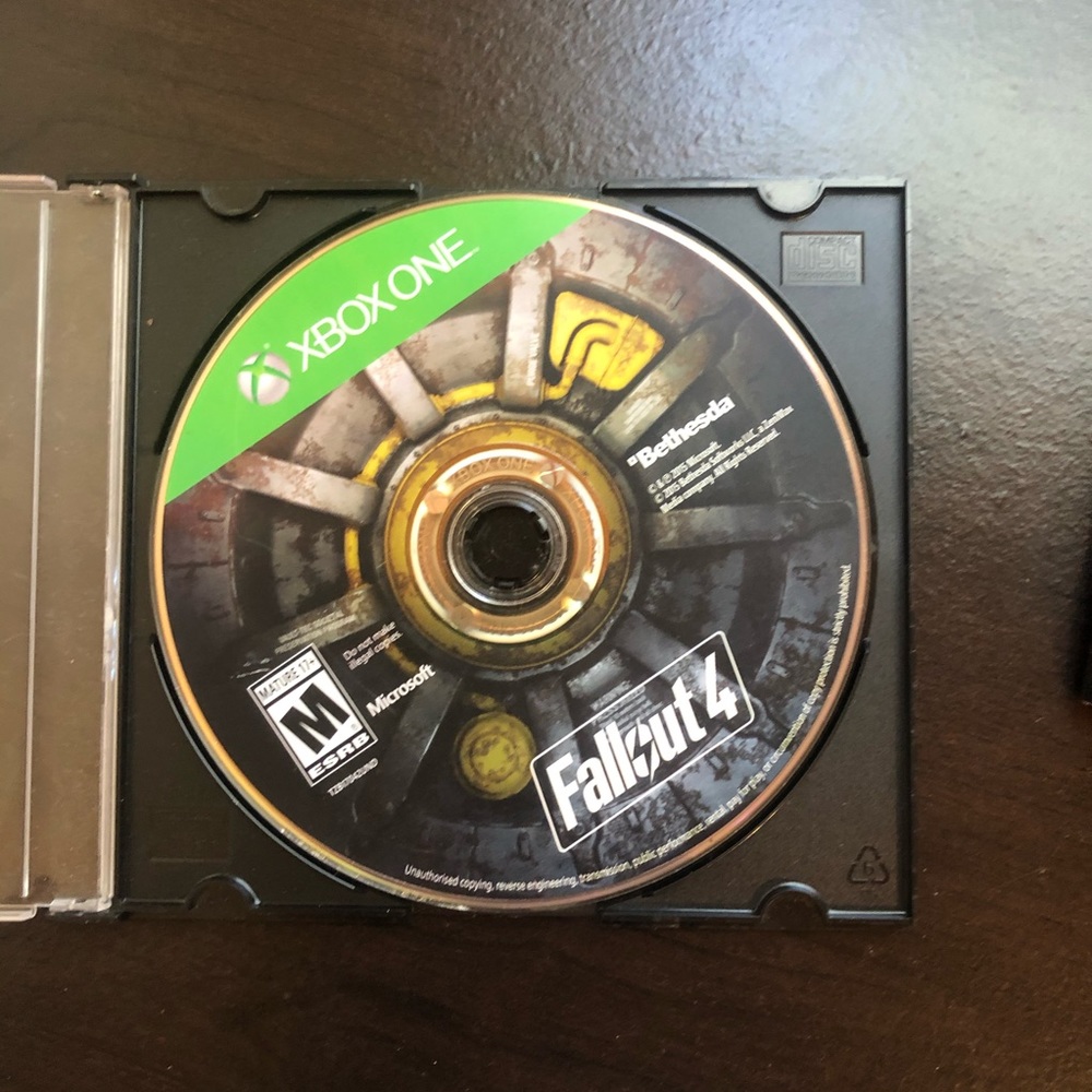 Fallout 4 Xbox One Disc Only